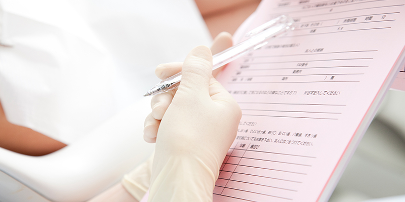 合わない入れ歯で悩まないでください